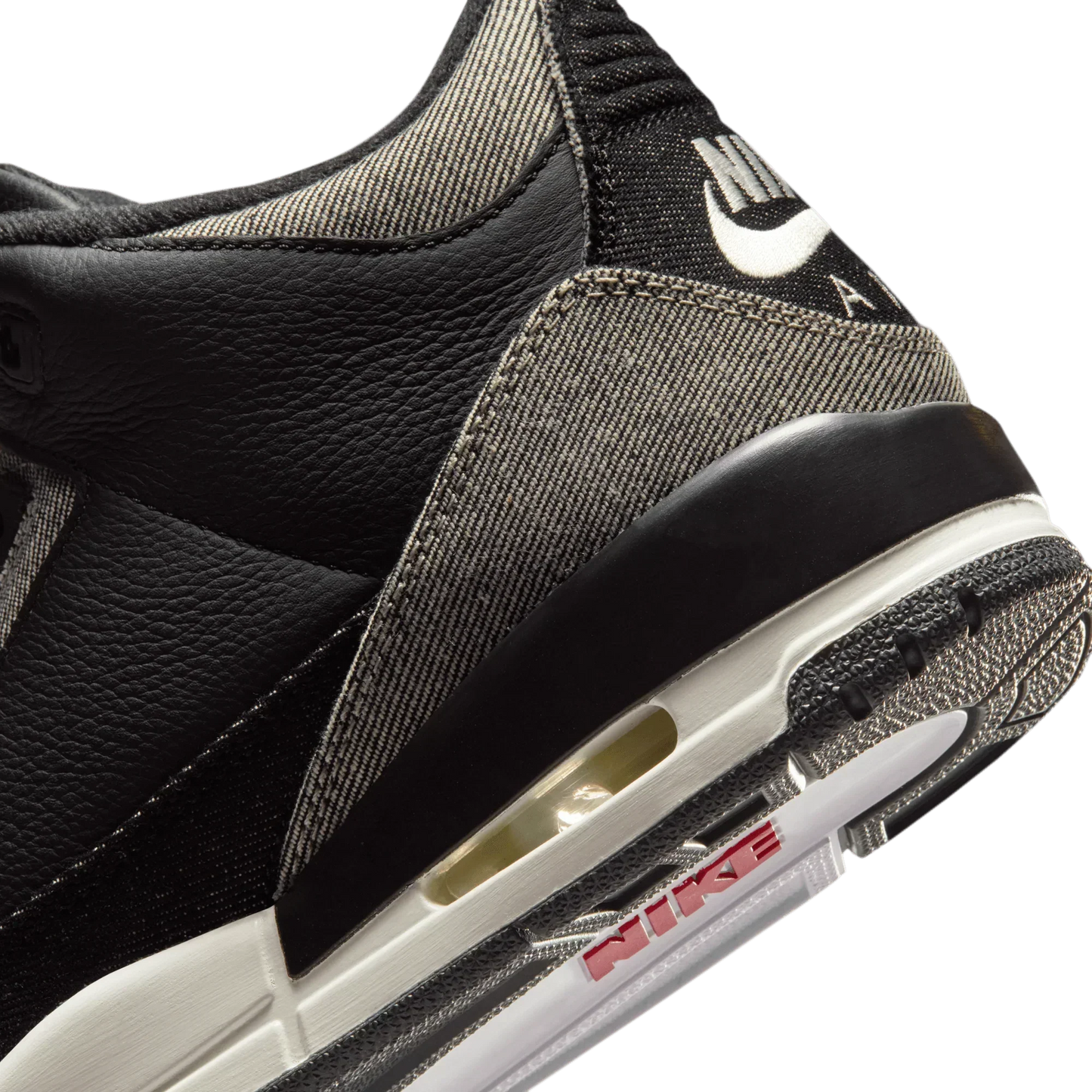 LEVI'S X AIR JORDAN 3 RETRO SP "BLACK DENIM"