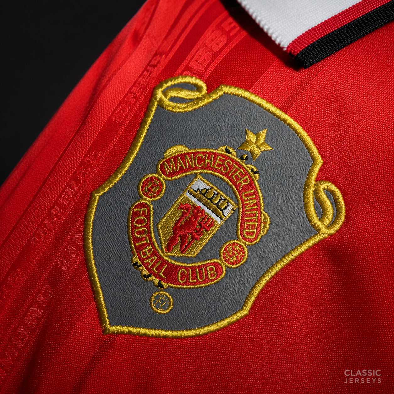 Retro 99-00 Manchester United Home Jersey