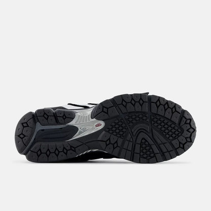 NB 1906A Black